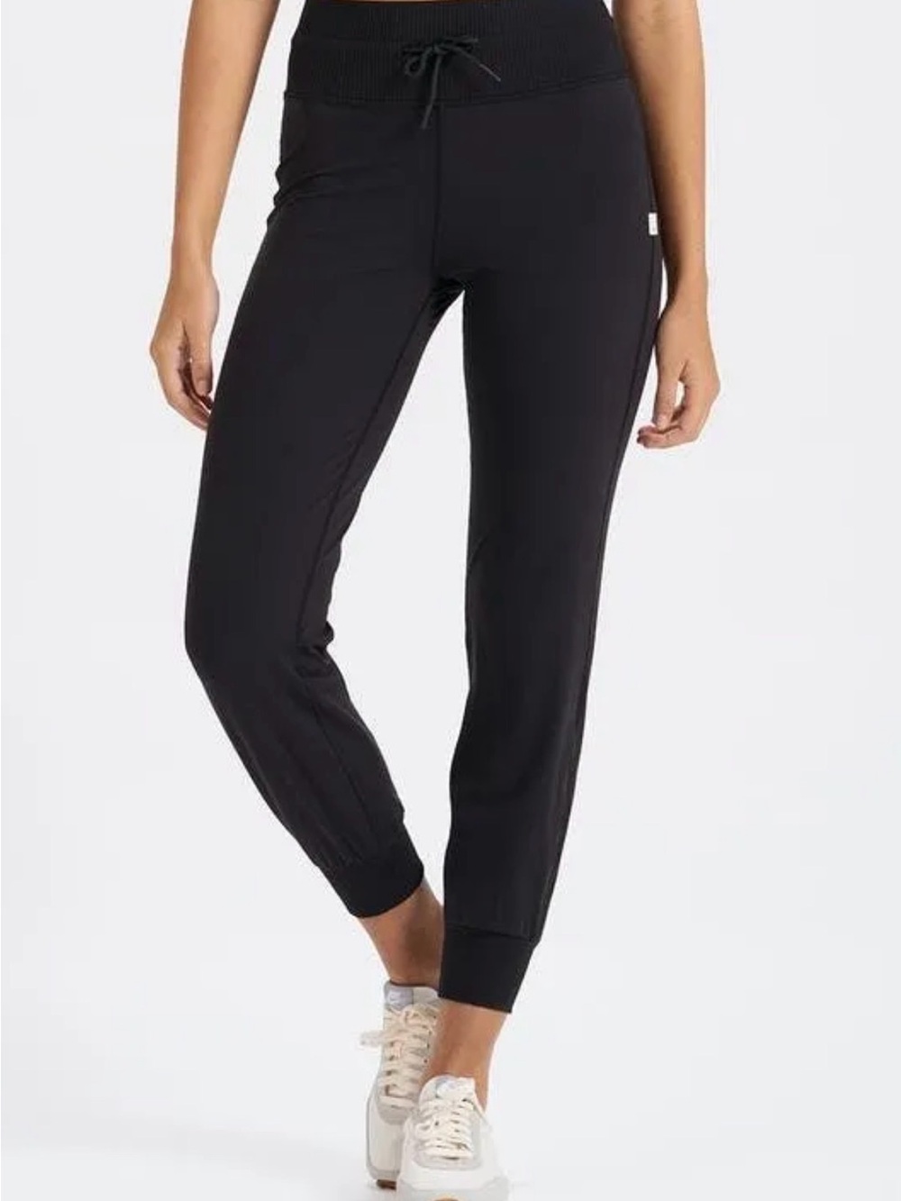 Vuori black Daily Joggers, small